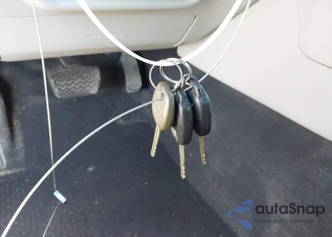 2014 Toyota Camry Le z USA, uszkodzony, nr VIN 4T4BF1FK8ER420967